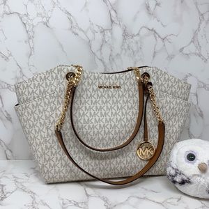 Michael Kors JST Large Chain Shoulder Bag